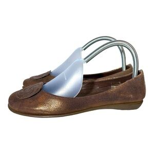 The Flexx  Bon Plush Rose Toe Flat Bronze
Leather US 8 EU 39